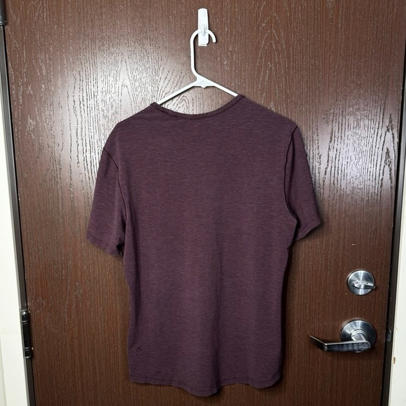 Lululemon Short Sleeve Shirt - Picture 3 of 4